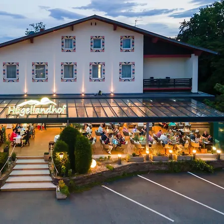 Appartamento Penthouse Huegellandblick Mit Whirlpool Und 80 M2 Terrasse Nestelbach bei Graz
