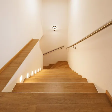 Appartamento Penthouse Huegellandblick Mit Whirlpool Und 80 M2 Terrasse Nestelbach bei Graz